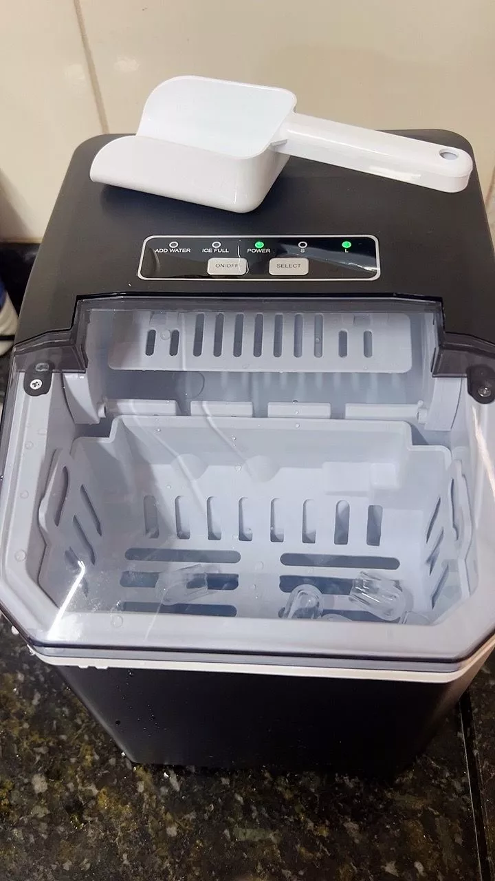 Máquina de gelo portátil 12 kg em foto de cliente 3